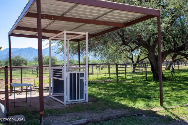 3155 W Elephant Head Road, Amado, AZ 85645