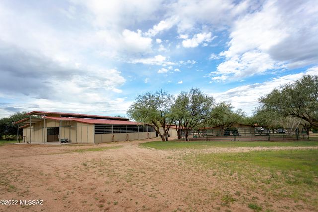 3155 W Elephant Head Road, Amado, AZ 85645