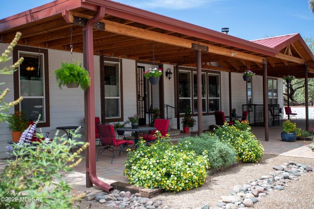 3155 W Elephant Head Road, Amado, AZ 85645