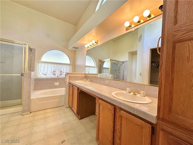 272 Comfort Drive, Henderson, NV 89074