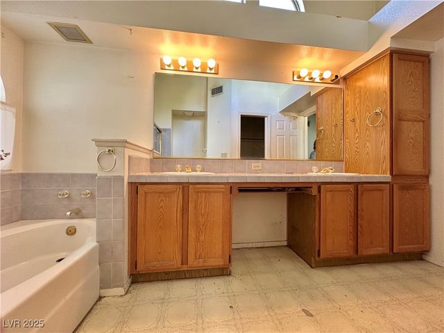 272 Comfort Drive, Henderson, NV 89074