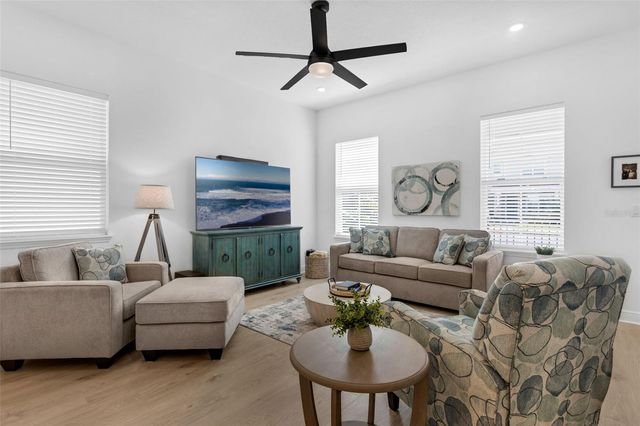 13151 CALMING BREEZE WAY, Winter Garden, FL 34787