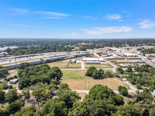 1003 E Clay Street, Waco, TX 76704