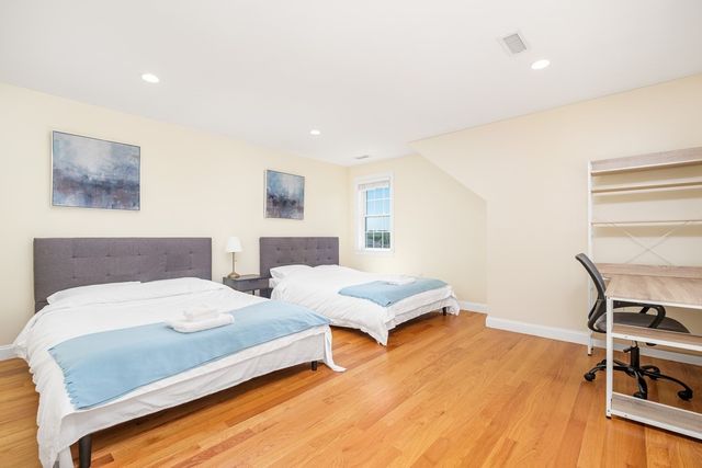 89 Overland 2, Waltham, MA 02451