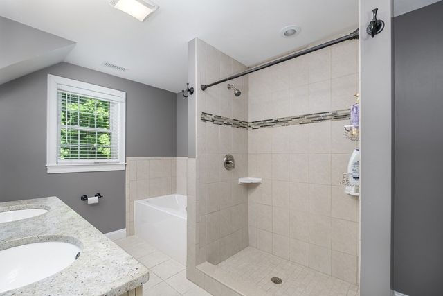 89 Overland 2, Waltham, MA 02451