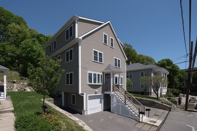 89 Overland 2, Waltham, MA 02451