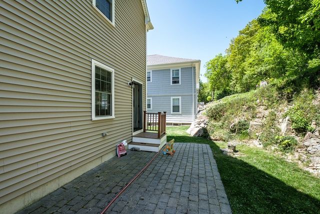 89 Overland 2, Waltham, MA 02451