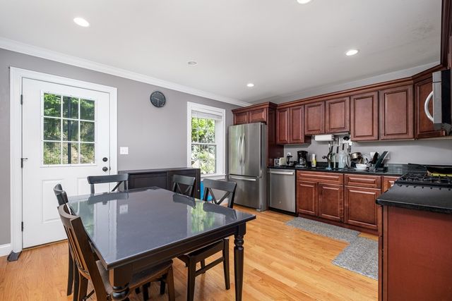 89 Overland 2, Waltham, MA 02451