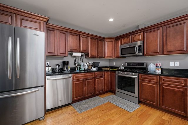 89 Overland 2, Waltham, MA 02451