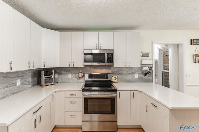 130 Foxridge Drive, Harvest, AL 35749