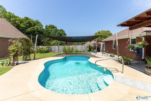 130 Foxridge Drive, Harvest, AL 35749