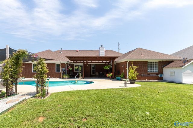 130 Foxridge Drive, Harvest, AL 35749
