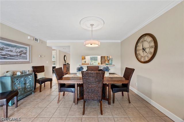 1250 Yesica Ann CIR E105, Naples, FL 34110