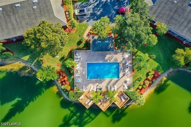 1250 Yesica Ann CIR E105, Naples, FL 34110
