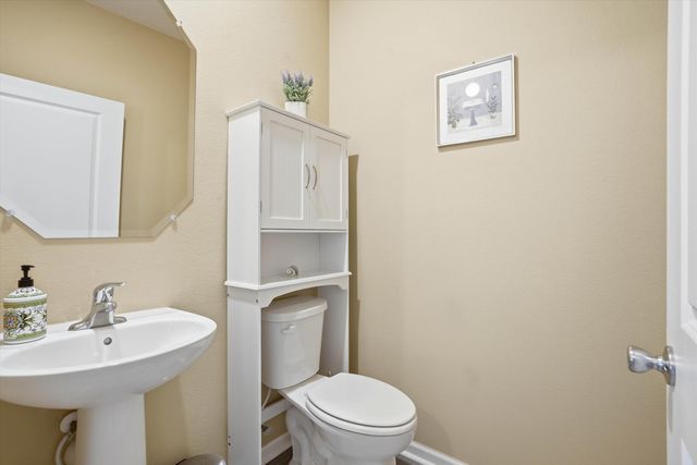 13776 Brookwater Dr, Jacksonville, FL 32256