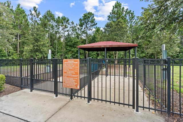 13776 Brookwater Dr, Jacksonville, FL 32256