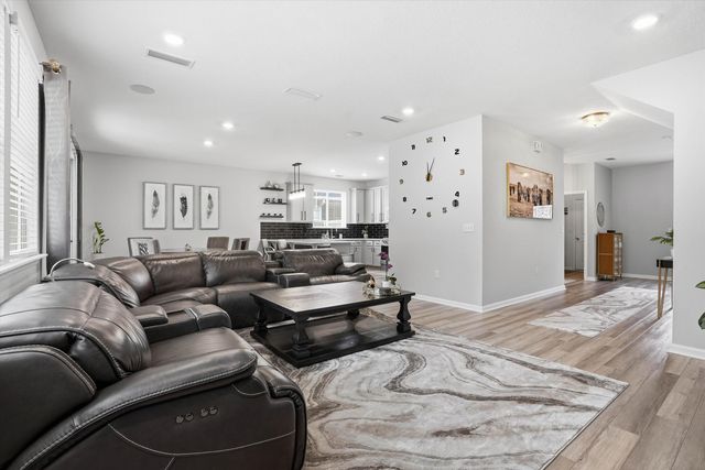 13776 Brookwater Dr, Jacksonville, FL 32256