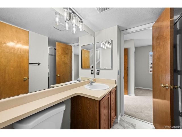 1601 Jade Ct, Broomfield, CO 80020