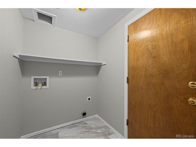 1601 Jade Ct, Broomfield, CO 80020