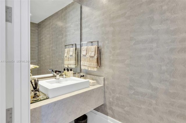 18555 Collins Avenue 4601, Sunny Isles Beach, FL 33160
