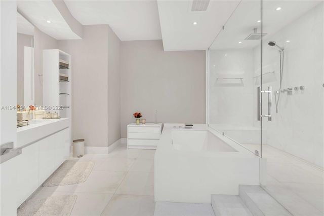 18555 Collins Avenue 4601, Sunny Isles Beach, FL 33160