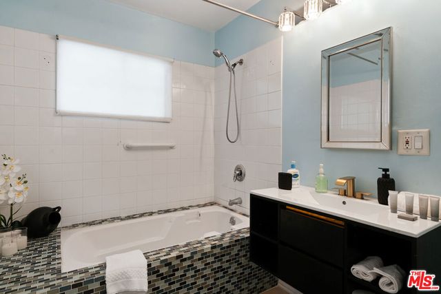 8832 Horner Street, Los Angeles, CA 90035