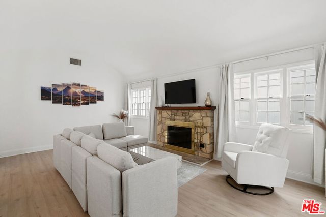 8832 Horner Street, Los Angeles, CA 90035