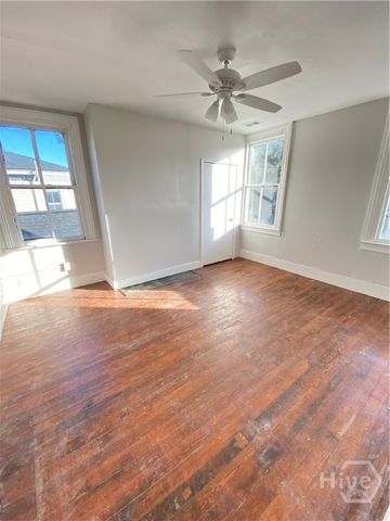 516 W 38th Street, Savannah, GA 31415