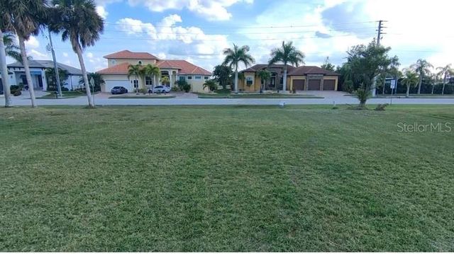 272 MADRID BOULEVARD, Punta Gorda, FL 33950