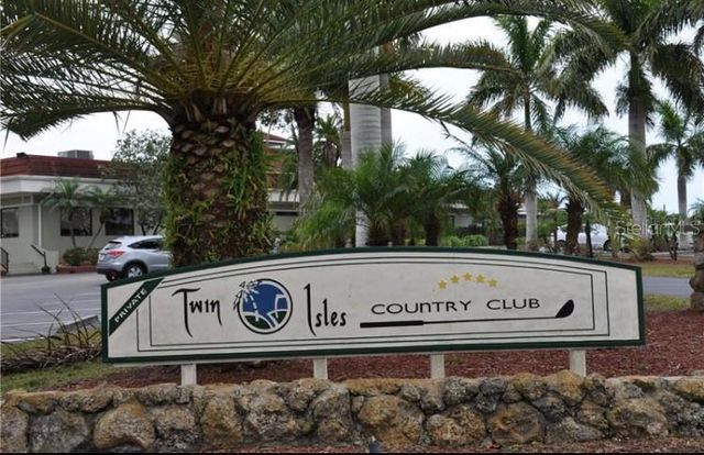 272 MADRID BOULEVARD, Punta Gorda, FL 33950