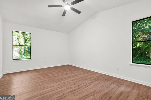 3909 S Creek Court, Stone Mountain, GA 30083