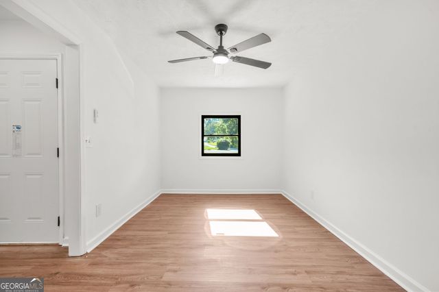 3909 S Creek Court, Stone Mountain, GA 30083