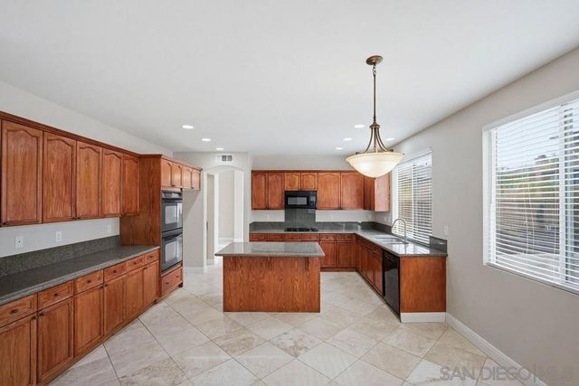 23531 Hobart Ct, Murrieta, CA 92562