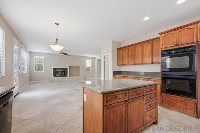 23531 Hobart Ct, Murrieta, CA 92562