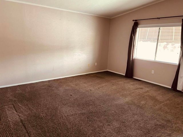 24600 Mountain Avenue 32, Hemet, CA 92544