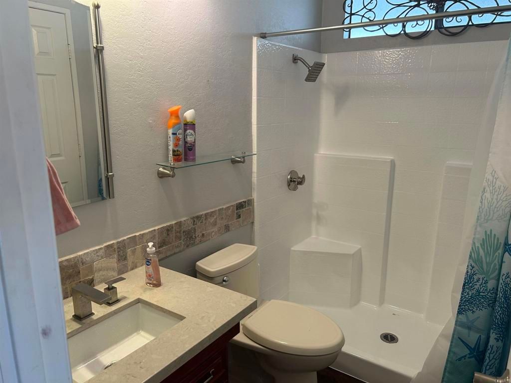 Image 20 of property listing at 24600 Mountain Avenue 32, Hemet, CA 92544