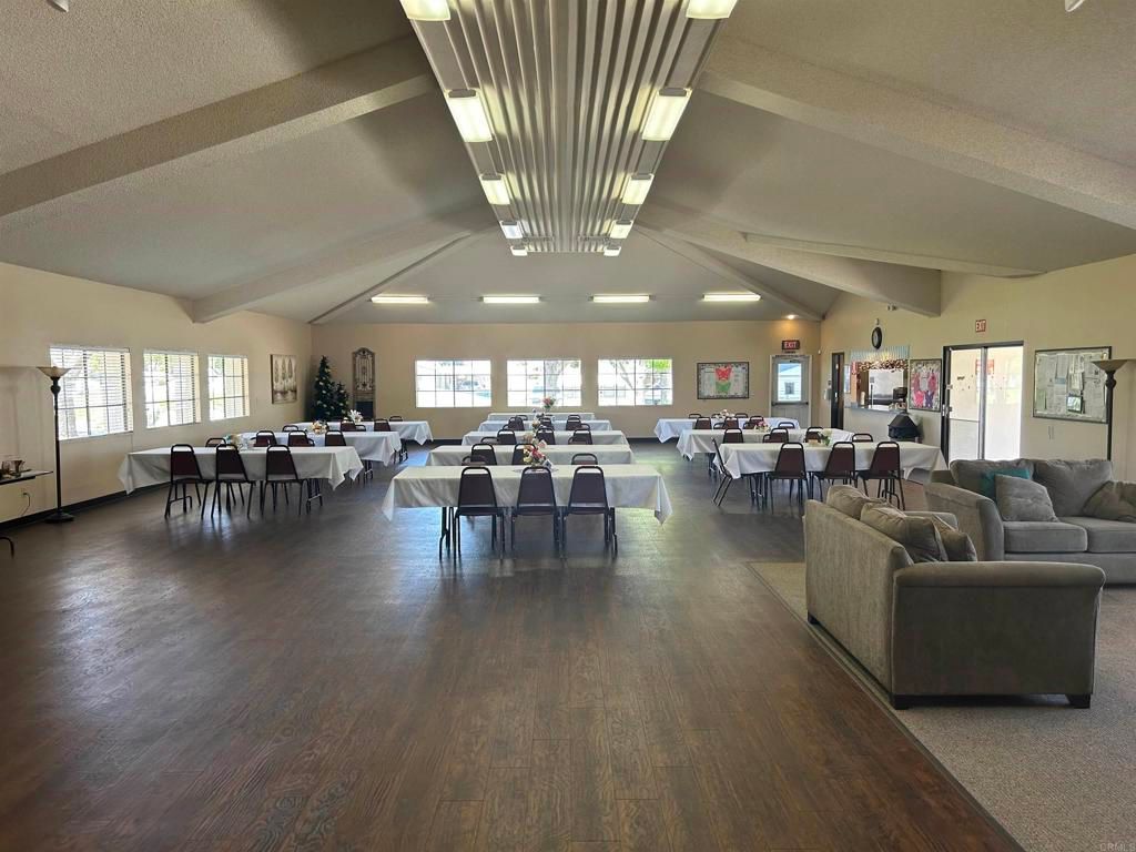 Image 30 of property listing at 24600 Mountain Avenue 32, Hemet, CA 92544