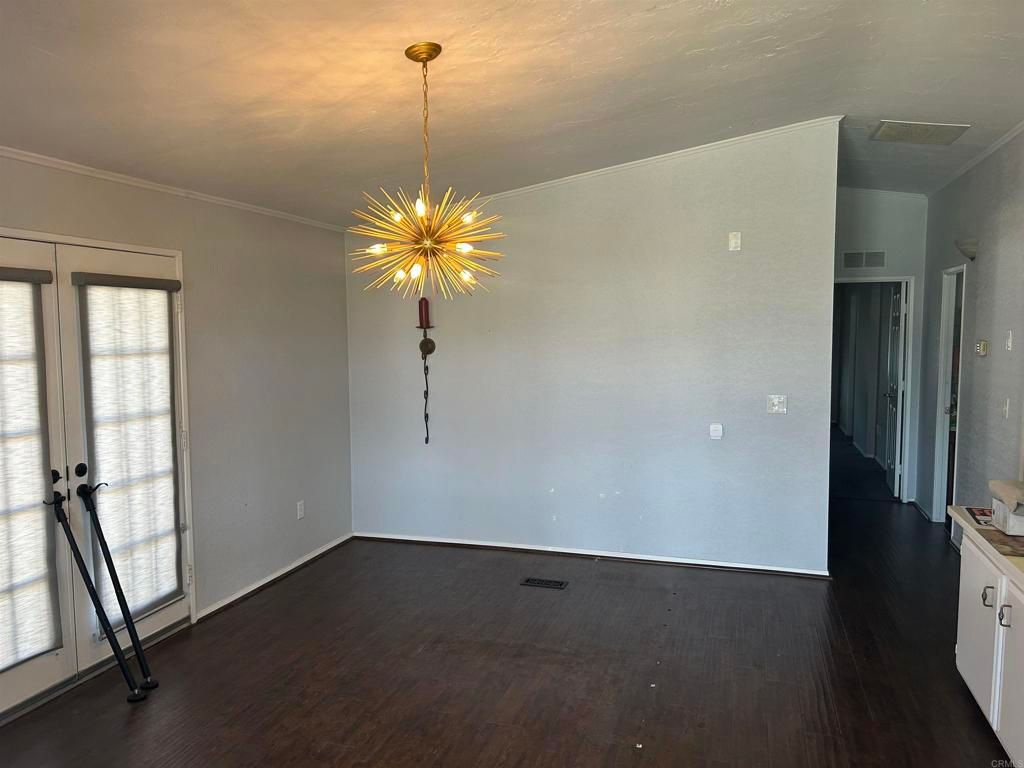 Image 5 of property listing at 24600 Mountain Avenue 32, Hemet, CA 92544