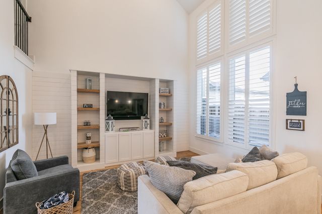 2425 Longspur Drive, Fort Worth, TX 76008