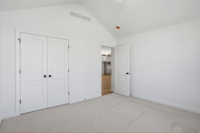 709 ANGELS REST WAY, Columbia, MO 65203