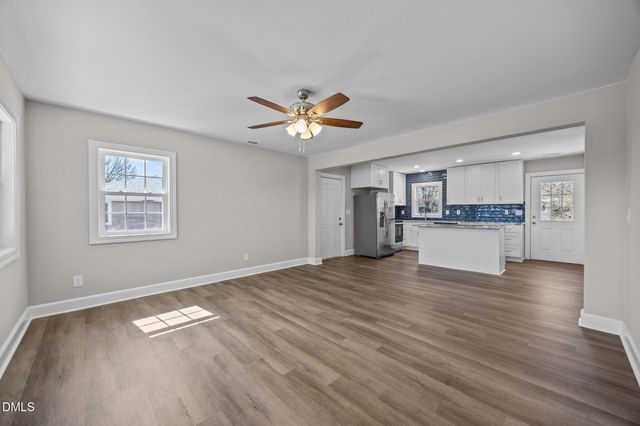 720 S Wakefield Street, Zebulon, NC 27597