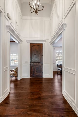 1111 NE Saint Ives Road, Bentonville, AR 72712