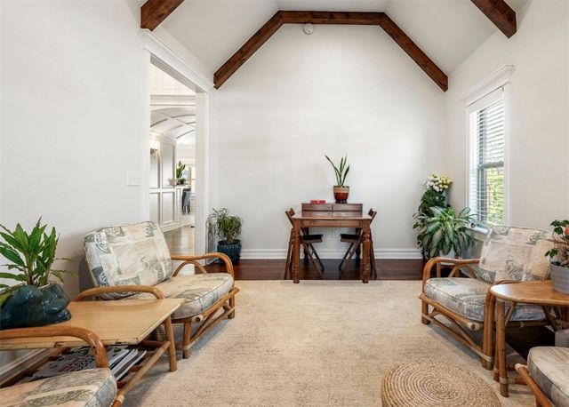 1111 NE Saint Ives Road, Bentonville, AR 72712