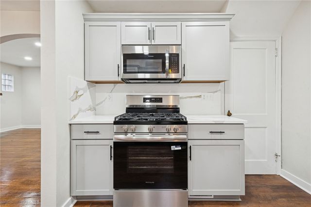 601 Milltown Rd, Plum Boro, PA 15068