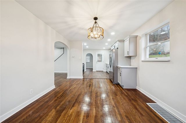 601 Milltown Rd, Plum Boro, PA 15068