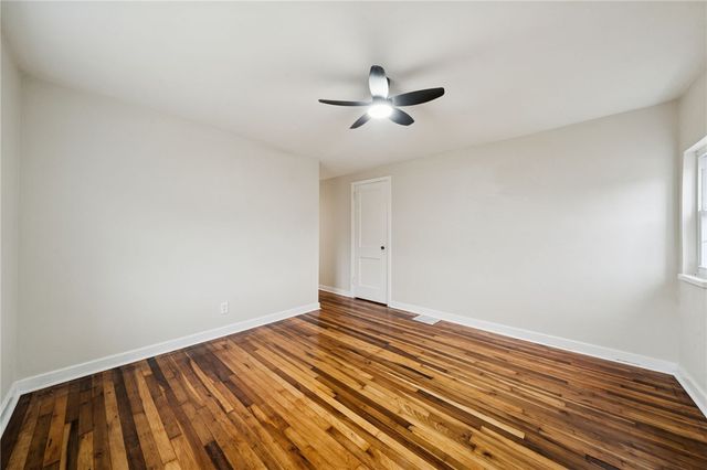 601 Milltown Rd, Plum Boro, PA 15068