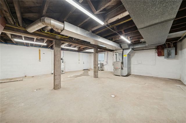 601 Milltown Rd, Plum Boro, PA 15068