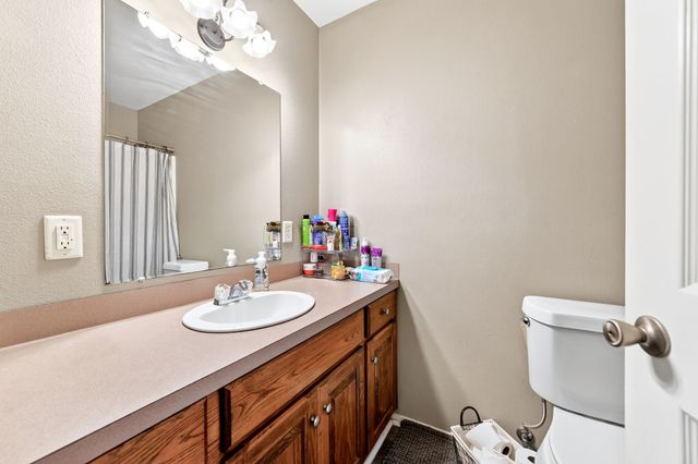 520 E Goshen Street, Canton, TX 75103
