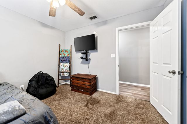 520 E Goshen Street, Canton, TX 75103