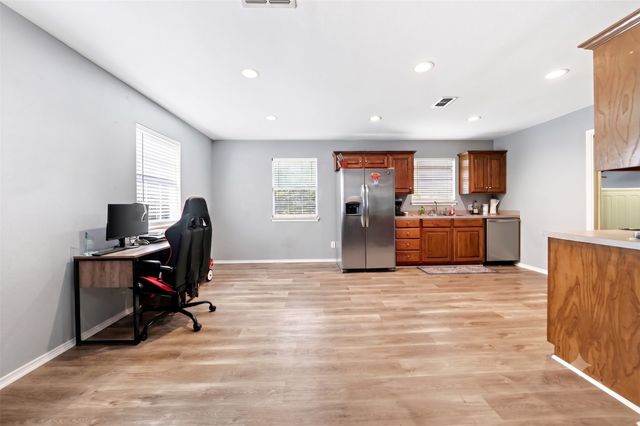 520 E Goshen Street, Canton, TX 75103